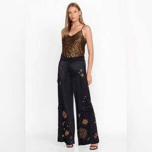 Johnny Was Estrella Wide Leg Cargo Pant in Black & Gold